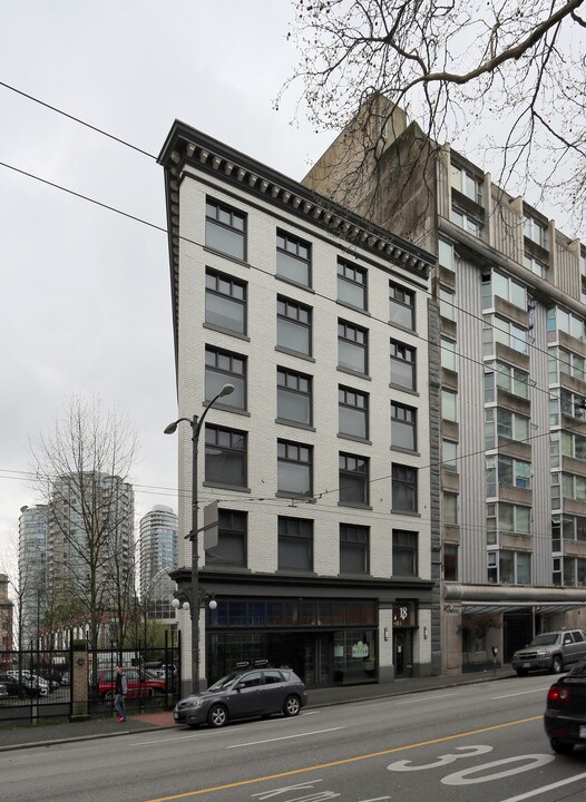 Burns Block in Vancouver, BC - Building Photo