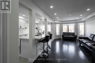 93 Stoyell Dr in Richmond Hill, ON - Building Photo - Building Photo