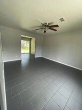 Creekside Village Townhomes in Searcy, AR - Building Photo - Interior Photo