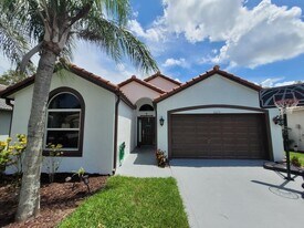 10674 Oak Bend Way in Wellington, FL - Building Photo