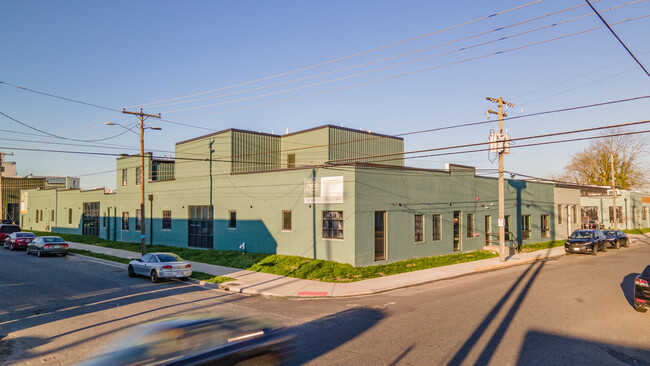 Peanut Factory Flats in Norfolk, VA - Building Photo - Building Photo