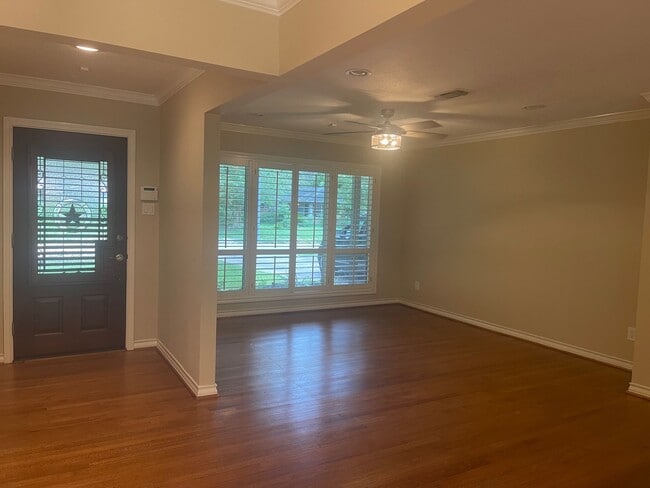 4750 Hummingbird St in Houston, TX - Building Photo - Building Photo
