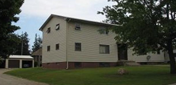 306 Vinton Ave in Eldora, IA - Building Photo