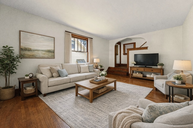 577 Eastland Ave in Akron, OH - Building Photo - Building Photo