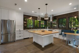 2835 NE 40th Ave in Portland, OR - Building Photo - Building Photo