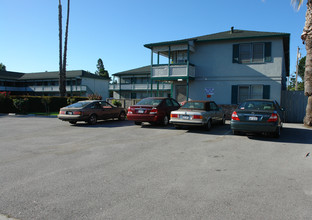 Palm Tree Apartments in Sunnyvale, CA - Building Photo - Building Photo