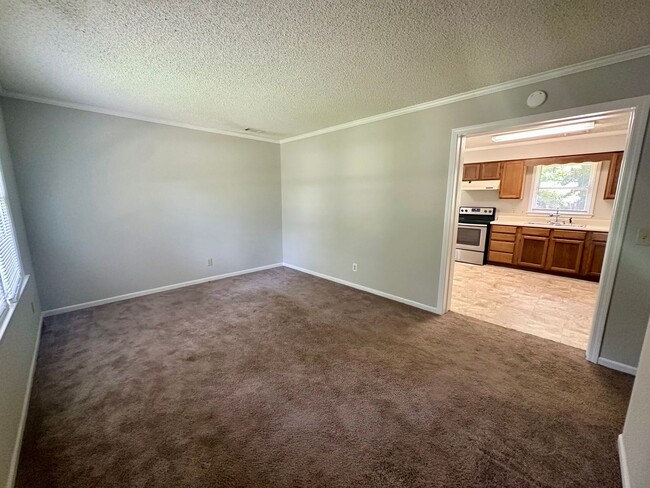 1225 Coffey St in Sumter, SC - Building Photo - Building Photo