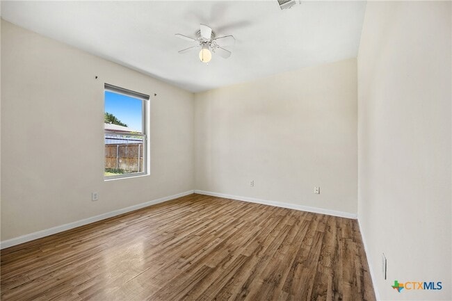 4307 Stallion Dr