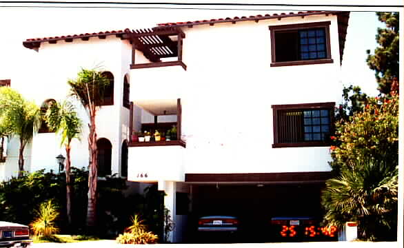 166 Avenida Serra in San Clemente, CA - Building Photo - Building Photo