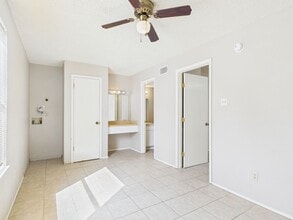 295 Billie Dr in Fredericksburg, TX - Building Photo - Building Photo