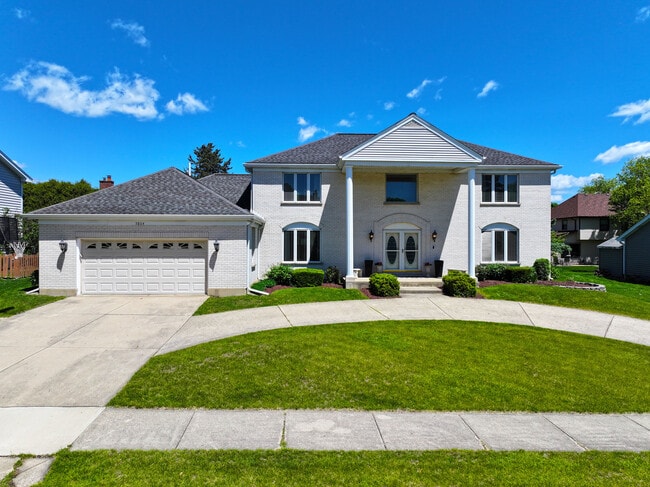 property at 5804 N Corona Dr