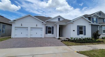 15142 Lake Bessie Loop in Winter Garden, FL - Building Photo