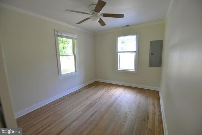 property at 600 Perrys Corner Rd