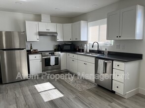 931 Prospect St in Oregon City, OR - Building Photo - Building Photo