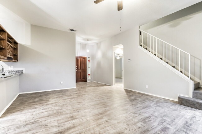 13031 Feather Ridge Dr in San Antonio, TX - Building Photo - Building Photo