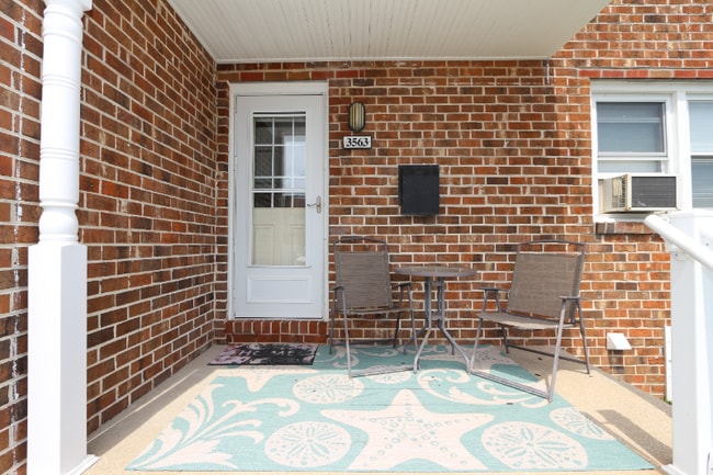 property at 3563 Bay Ave