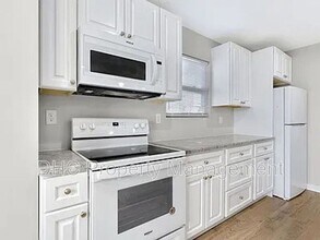 1484 Norman Berry Dr in East Point, GA - Building Photo - Building Photo