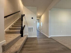 2159 Primm Farms Dr in Charlotte, NC - Foto de edificio - Building Photo