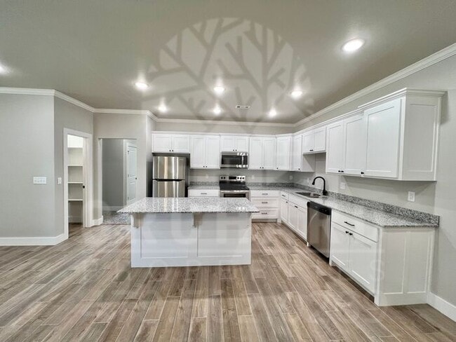 543 Bradford Dr in Springdale, AR - Building Photo - Building Photo