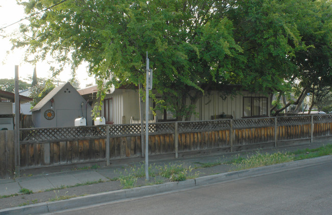 488 Laswell Ave in San Jose, CA - Foto de edificio - Building Photo