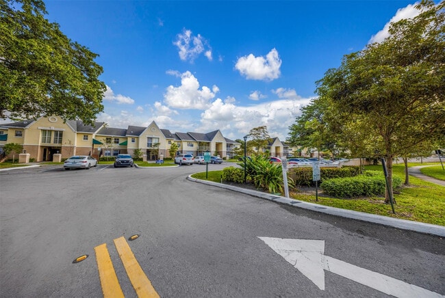 2809 N Course Dr in Pompano Beach, FL - Building Photo - Building Photo