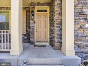 1704 Evansberry Dr in Frederick, MD - Building Photo - Building Photo