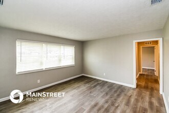 4431 Telka Lynn Dr in Jacksonville, FL - Foto de edificio - Building Photo