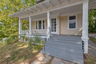 915 E Colvin St in Syracuse, NY - Building Photo - Building Photo