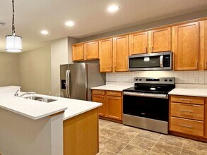 3314 Hazel Trail in Woodbury, MN - Building Photo - Building Photo