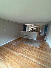 19802 Des Moines Memorial Dr in Seatac, WA - Building Photo - Building Photo
