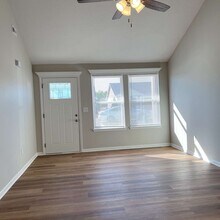 134 SW 145th Rd in Warrensburg, MO - Building Photo - Building Photo