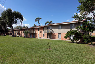 Maitland Shores in Maitland, FL - Building Photo - Building Photo