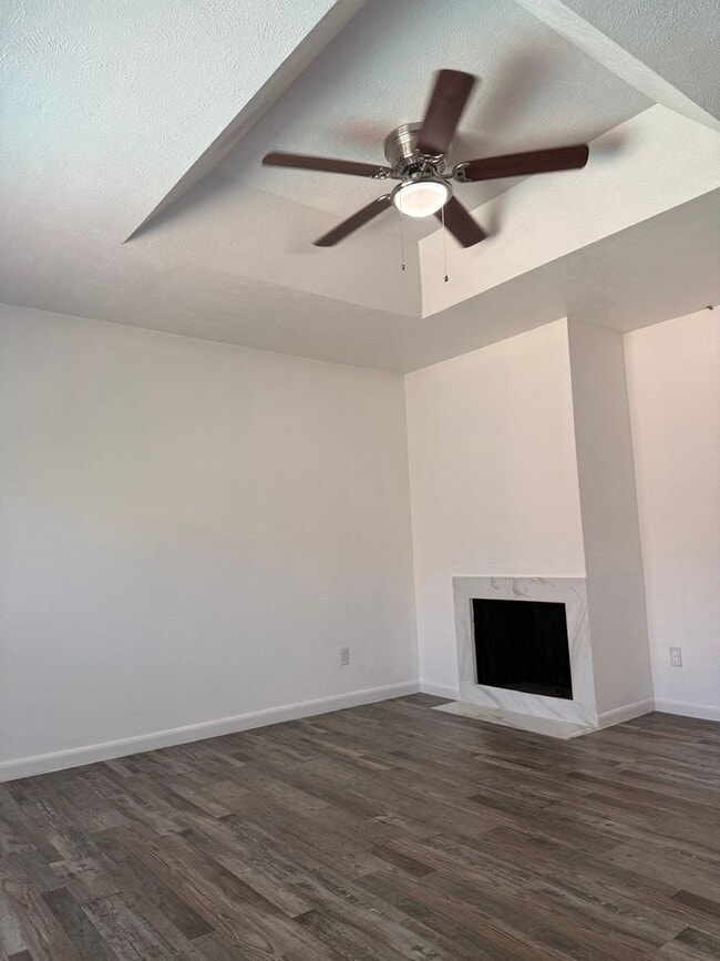 4317 Hartford St in Dallas, TX - Building Photo - Building Photo