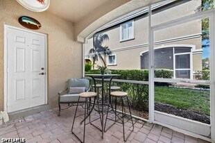 17529 Laurel Grove Ct in Ft. Myers, FL - Building Photo
