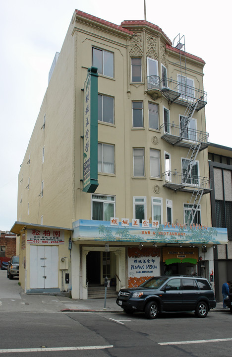 728-730 Washington St in San Francisco, CA - Building Photo