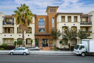 Presidio El Camino in Santa Clara, CA - Foto de edificio - Building Photo