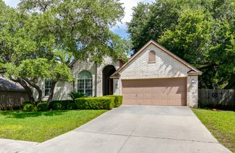 13943 Amber Cres in San Antonio, TX - Building Photo - Building Photo