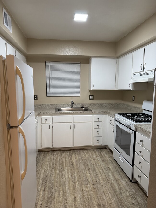 property at 9381 Shadowood Dr