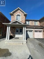 16 Freedom Oaks Trail in Brampton, ON - Building Photo