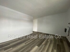 124 S Chillicothe St in South Charleston, OH - Building Photo - Building Photo