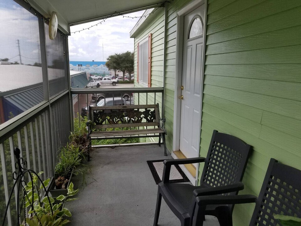 370 W Interlake Blvd in Lake Placid, FL - Building Photo