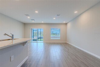 5058 Rain Shadow Dr in St. Cloud, FL - Building Photo - Building Photo