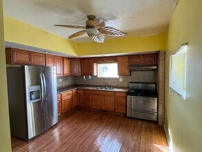 208-208 1/2 E Cherry St in New Castle, PA - Building Photo - Building Photo