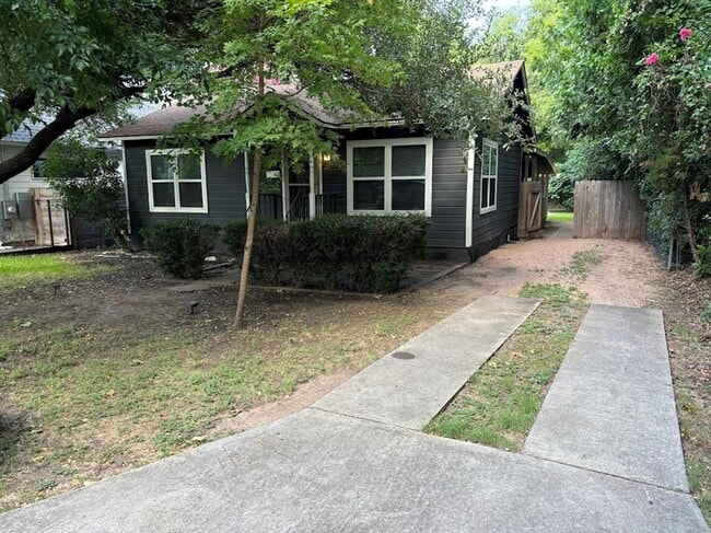 5610 Montview St in Austin, TX - Building Photo - Building Photo