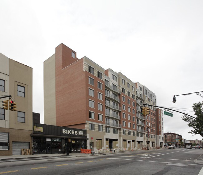 The Bradford in Bedford Stuyvesant in Brooklyn, NY - Foto de edificio - Building Photo