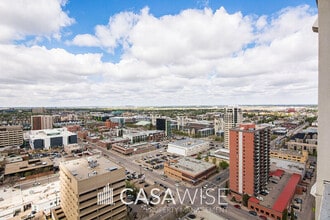 10226-2104 104 St NW in Edmonton, AB - Building Photo - Building Photo