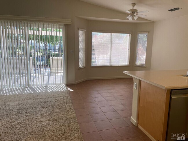 150 Foxwood Ln in Rio Vista, CA - Building Photo - Building Photo