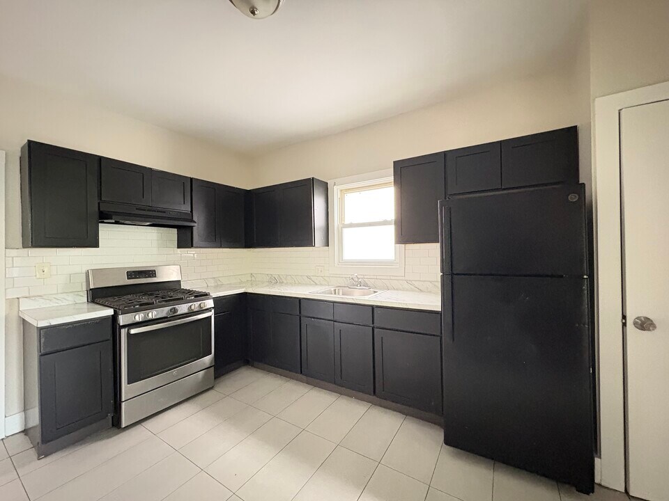 86 Willoughby St, Unit 1 in Newark, NJ - Foto de edificio