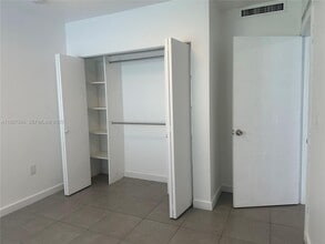 2206 Simms St in Hollywood, FL - Building Photo - Building Photo