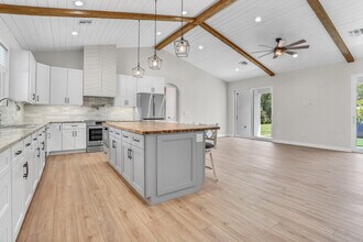 9420 165th Pl N in Jupiter, FL - Building Photo - Building Photo